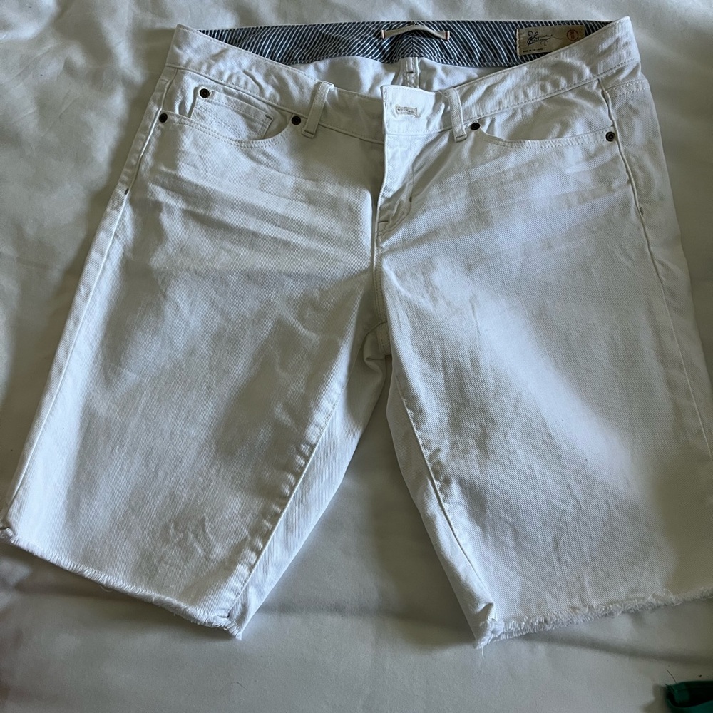 GAP White Jeans shorts